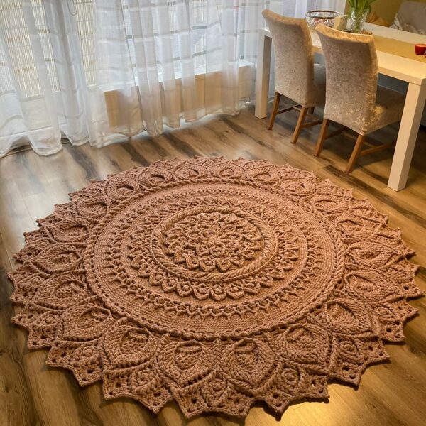 Crochet woolen carpet